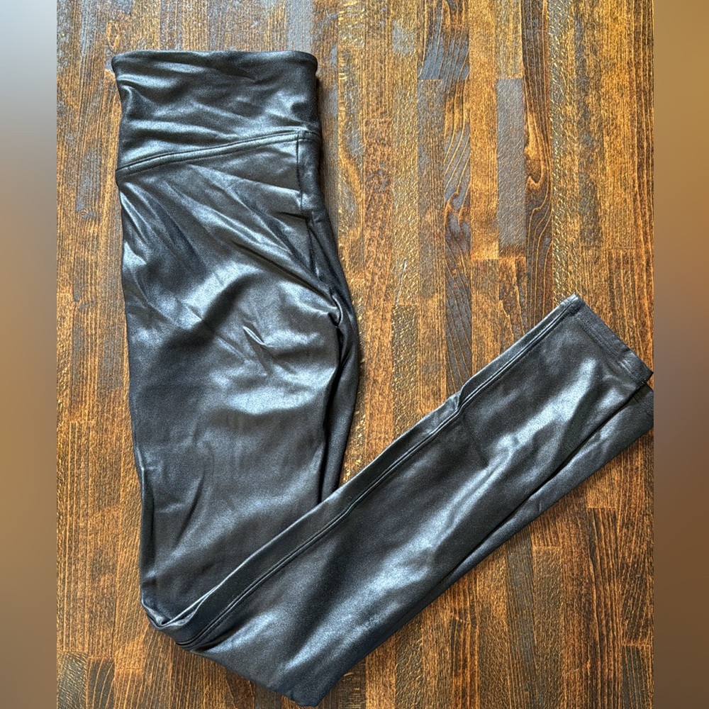 Spanx Faux Leather Legging EUC